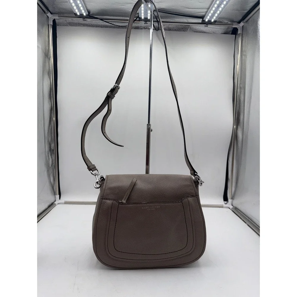 Marc Jacobs Empire City Messenger Taupe Pebbled Leather Crossbody Bag M0013044